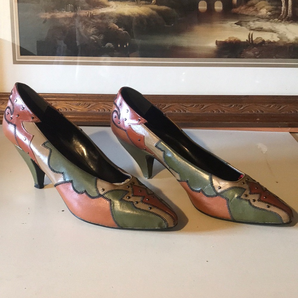 Leather low heels